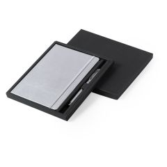 Gaveeske med notatbok i metallisk kunstskinn og roller penn