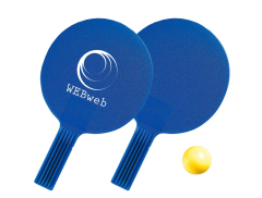 Bordtennisspill med logotrykk