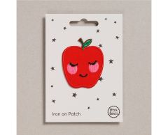 Rødt eple med søtt ansikt strykemerke