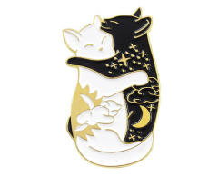 Søt katte pin - Yin og Yang 35x20mm